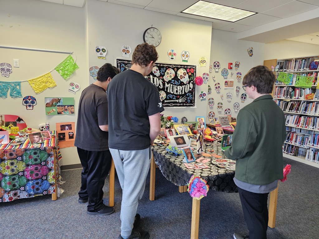 Spanish 3 students at Bangor High embraced the spirit of Dia de los Muertos by researching and honoring the lives of famous figures. They shared their findings in Spanish, discussing the incredible accomplishments and experiences of these influential individuals. #WeAreBangor