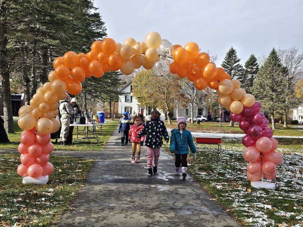 What an amazing morning at the annual Abraham Lincoln Turkey Trot! Promoting healthy lifestyles and the importance of exercise, this event was a perfect reminder to keep moving and stay active! A huge shoutout to SNAP-ED for bringing along healthy snacks, water, and adorable plush giveaways! #WeAreBangor #TurkeyTrot2025 #HealthyLiving #Exercise #CommunityFun