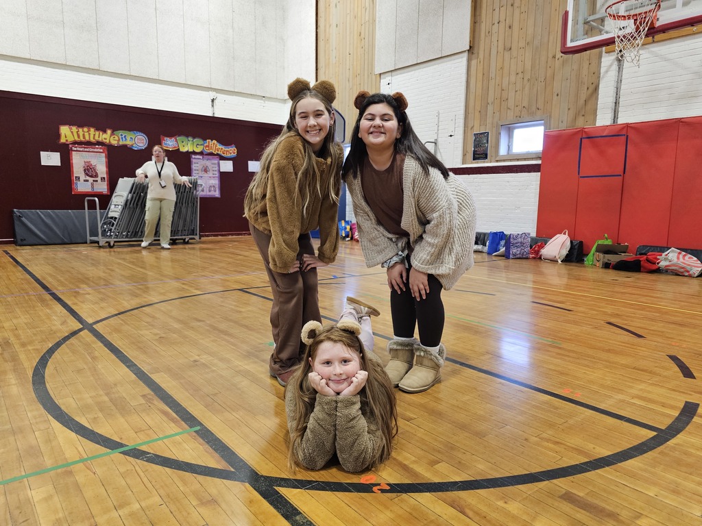 The Mary Snow Theater troop cordially invites you to their production of "Shrek the Musical, Kids Edition." Help the blind mice find the stage and be entertained as Shrek, Fiona, Donkey, and all the fairy tale creatures share their story.