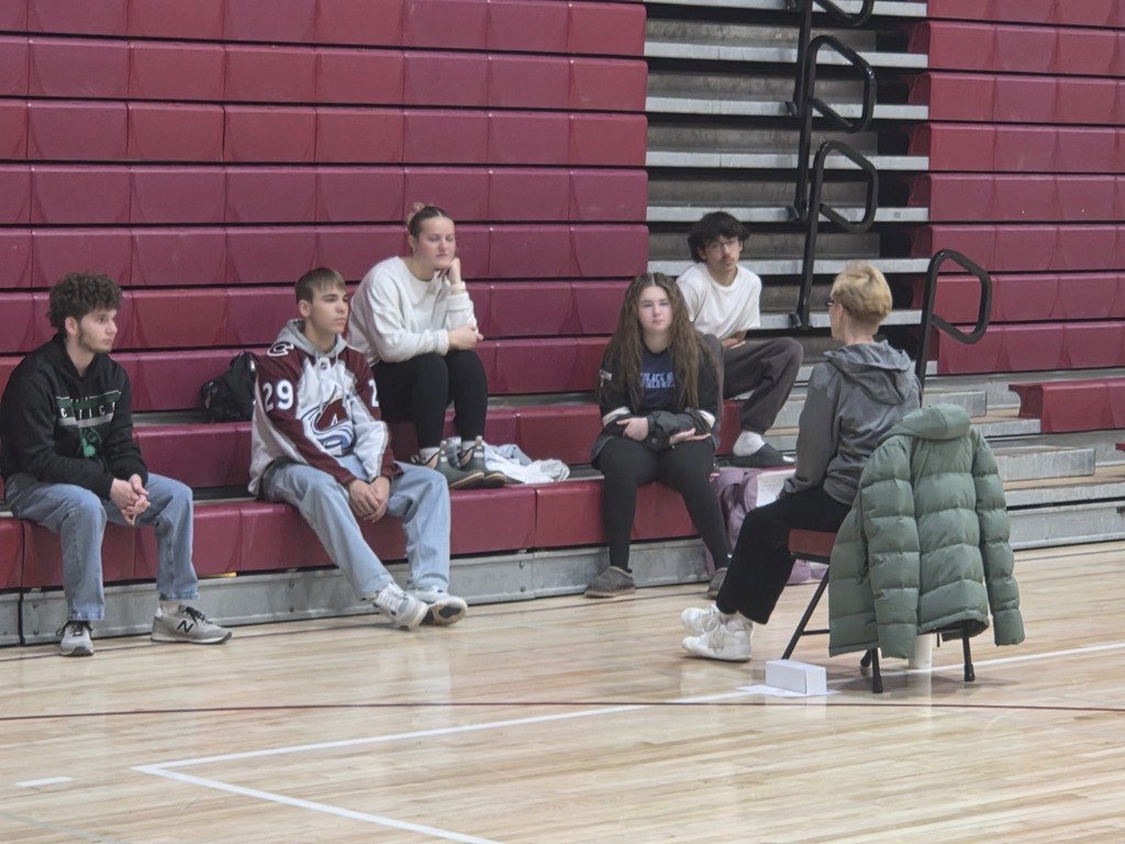 Bangor High School hosted a Career Day for all students this morning with over 50 local businesses and professionals in attendance, students had the opportunity to explore a variety of career paths and gather insights from those in the field. Students chose sessions aligned with their interests, diving into diverse professions encompassing each of the academic areas offered at BHS. Students engaged with professionals and learned about the real-world applications of their studies. A huge THANK YOU to all the businesses and professionals who participated and shared their valuable knowledge. Your support made this event possible and impactful!