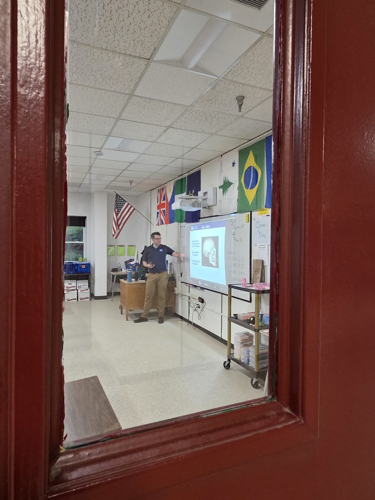 Bangor High School hosted a Career Day for all students this morning with over 50 local businesses and professionals in attendance, students had the opportunity to explore a variety of career paths and gather insights from those in the field. Students chose sessions aligned with their interests, diving into diverse professions encompassing each of the academic areas offered at BHS. Students engaged with professionals and learned about the real-world applications of their studies. A huge THANK YOU to all the businesses and professionals who participated and shared their valuable knowledge. Your support made this event possible and impactful!