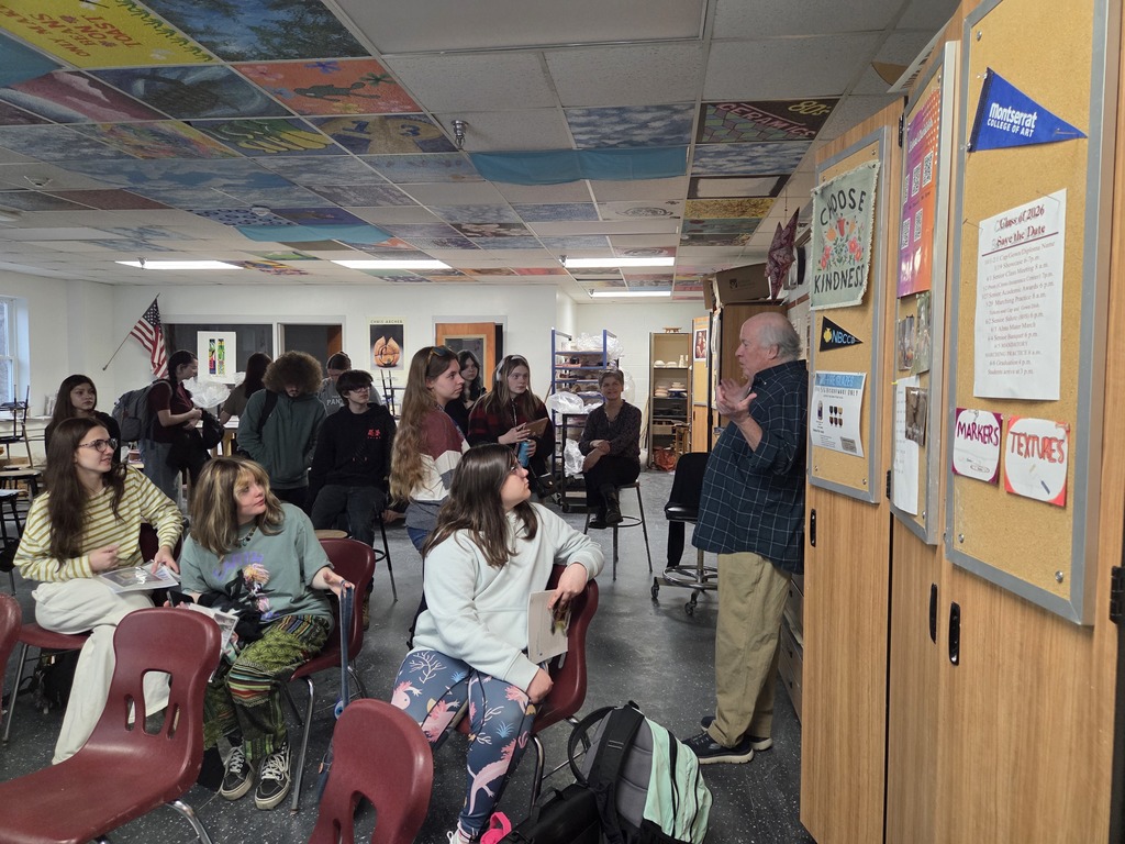 Bangor High School hosted a Career Day for all students this morning with over 50 local businesses and professionals in attendance, students had the opportunity to explore a variety of career paths and gather insights from those in the field. Students chose sessions aligned with their interests, diving into diverse professions encompassing each of the academic areas offered at BHS. Students engaged with professionals and learned about the real-world applications of their studies. A huge THANK YOU to all the businesses and professionals who participated and shared their valuable knowledge. Your support made this event possible and impactful!