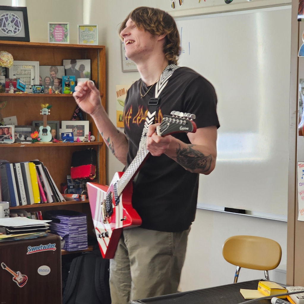 Today at JFDS, we held a "Spring Into the Arts" expo led by Mrs. Cousins, Mr. Gebhart, and Mrs. Harvey. Students chose three hands-on sessions from a lineup across visual arts, music, MLTI, theater, and dance. Highlights included a jazz big band, Bangor High percussion ensemble, brass & woodwind quintets, a Maine Savings Amphitheatre talk, theater improv, pet portrait drawing, graphic design, hip hop, swing, Irish step dance, and so much more!  A giant thank-you to the community volunteers who shared their time and talent and helped show our students what a future in the arts can look like!