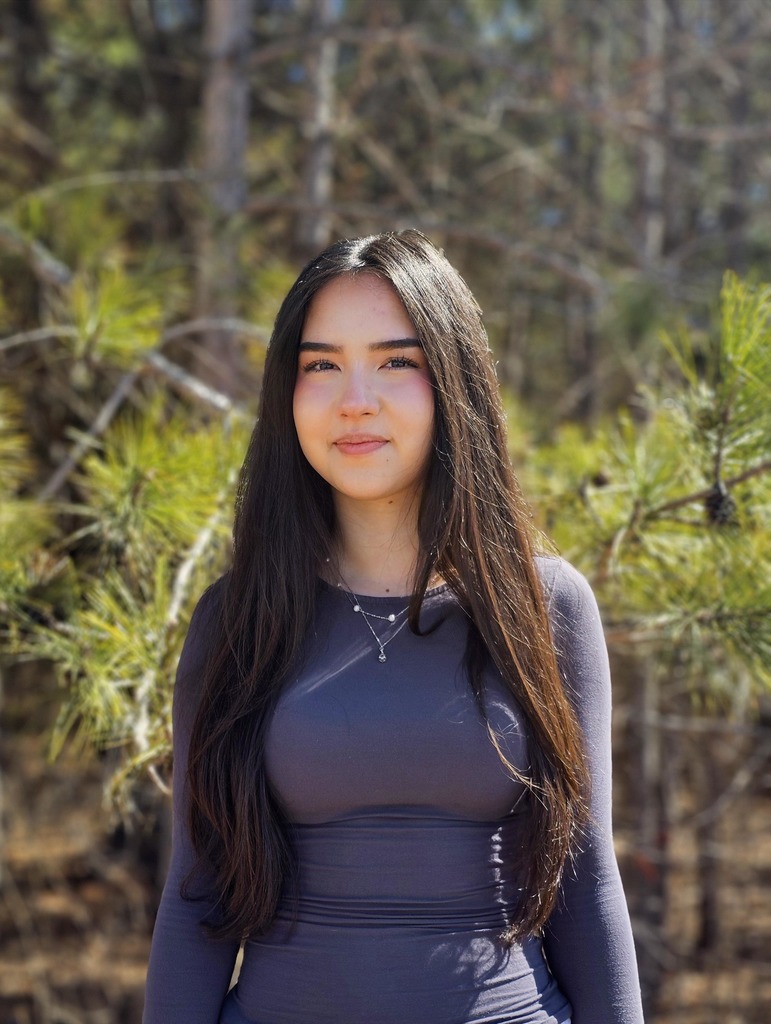 Congratulations to Jasmine Jurobevo, who was recognized as Educators for a Multilingual Maine's Student of the Year. Jasmine speaks English, Russian, Uzbek, and now Spanish. At Bangor High School, she uses her languages to build community: she tutors multilingual learners in science and math and helps organize the World Language Club. Alongside her language commitment, she is deeply engaged in STEM and co-founded HealthWave, a student-led health and wellness initiative. She embodies EMME’s ideals and is an outstanding leader.