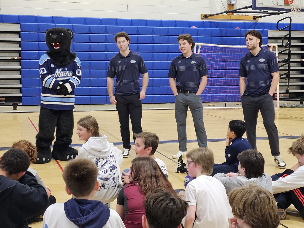 UMaine Hockey Players answering questions