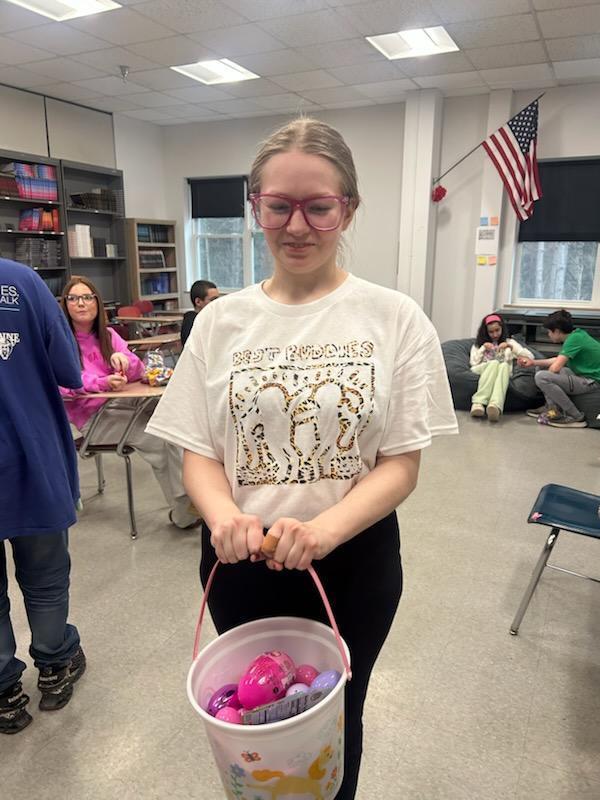 Today after school, the Best Buddies Pairs hosted an egg hunt at Bangor High School! Students searched high and low for candy treasures—behind doors, on top of lockers, on window sills, and through the hallways. #WeAreBangor