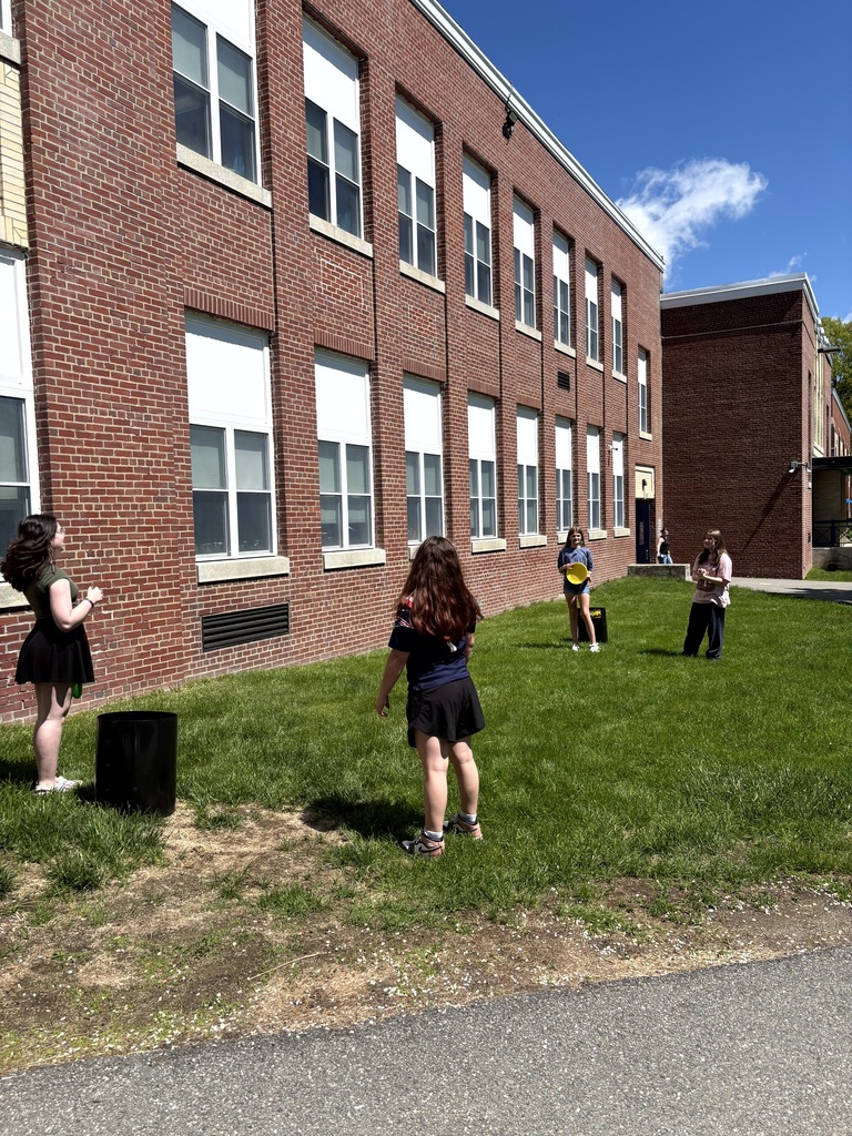This morning at Doughty, we kicked off the unofficial start of summer the best way we know how — welcoming students back with fun games, great energy, and summer tunes playing before the bell! 🎶🏖️ From smiles to dancing to a little friendly competition, it was the perfect way to ease back in after the long weekend.  Here’s to strong finishes, sunny days ahead, and making the most of these final weeks together!