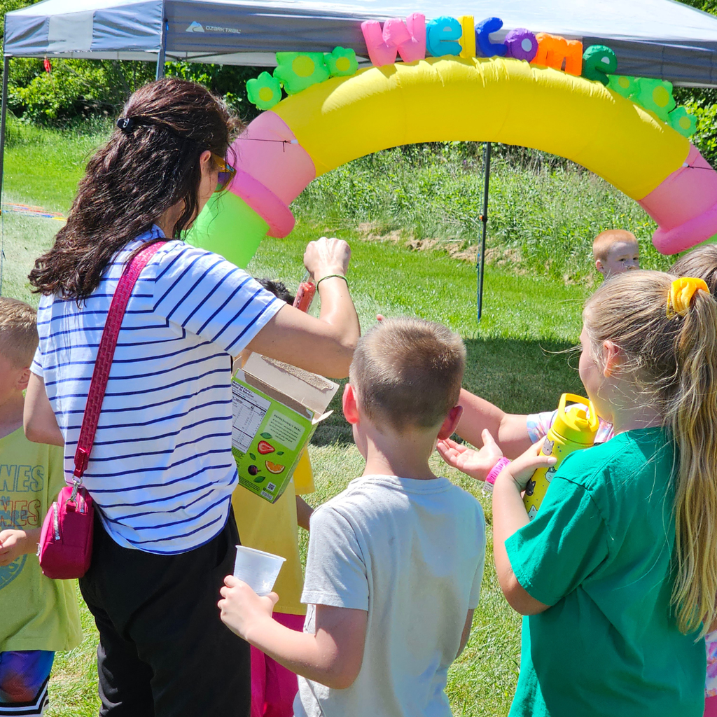 Fruit Street students brought the energy for our annual Move-A-Thon. They raced through an obstacle course, jumping, zig-zagging, and cheering each other on every step of the way! Thanks to the incredible support from our families and community, our runners helped raise money for our school’s PTO, supporting programs and experiences that make our school so special. And of course, after all that hard work… it was time to cool down with popsicles! #WeAreBangor