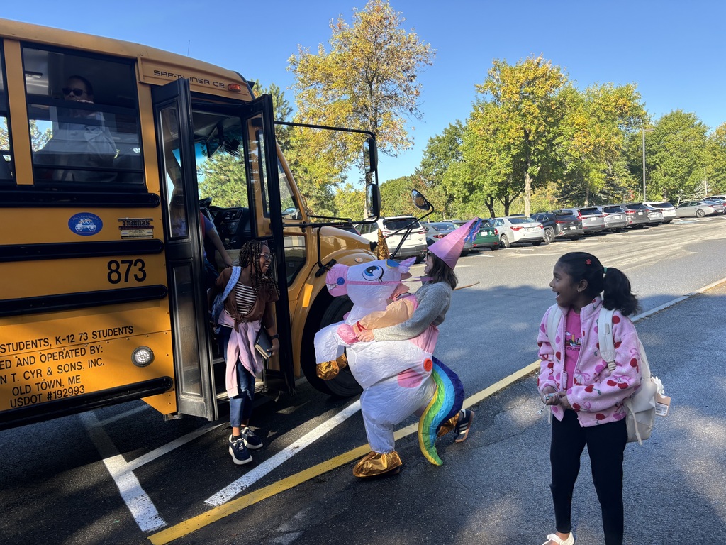 What do you get when a unicorn, a fox, and Sam the Ram show up at school before the first bell? A magical Fairmount welcome, of course! Students arriving at Fairmount School this morning were greeted by a special trio ready to start the day with smiles, waves, high-fives, and plenty of school spirit. Sam the Ram teamed up with a friendly and familiar-looking unicorn and fox to make sure every student felt excited and welcomed as they entered the building. From surprised looks to lots of laughs, the morning arrival was full of energy and fun. Thank you to our amazing staff members for helping create a positive start to the day and reminding students that Fairmount on Broadway is a place where everyone belongs!
