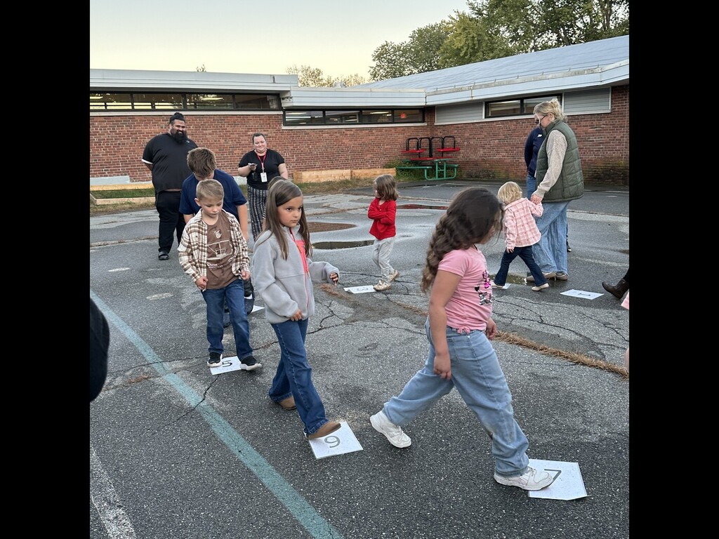 Thank you so much for joining us at Vine Street School on Thursday evening for our PTO Fall Festival and Math PEAK Night! Seeing our school community come together, smile, laugh, and enjoy the festivities was truly the absolute highlight of my week. It was incredible watching families participate in the games, dance to the music, enjoy the activities, and of course a special shout-out goes to all the families who joined in on the Math PEAK Bingo! Your enthusiasm and participation made the game an absolute blast and a huge success. Events like this are only possible because of our amazing community. Thank you for your continued support, your energy, and for making the evening so memorable for our students. See some great photos below showcasing the fun everyone had!