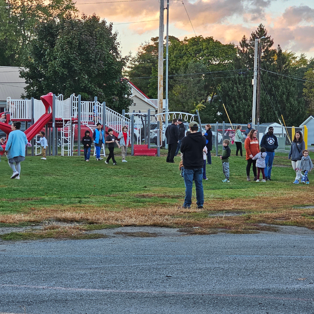 Thank you so much for joining us at Vine Street School on Thursday evening for our PTO Fall Festival and Math PEAK Night! Seeing our school community come together, smile, laugh, and enjoy the festivities was truly the absolute highlight of my week. It was incredible watching families participate in the games, dance to the music, enjoy the activities, and of course a special shout-out goes to all the families who joined in on the Math PEAK Bingo! Your enthusiasm and participation made the game an absolute blast and a huge success. Events like this are only possible because of our amazing community. Thank you for your continued support, your energy, and for making the evening so memorable for our students. See some great photos below showcasing the fun everyone had!