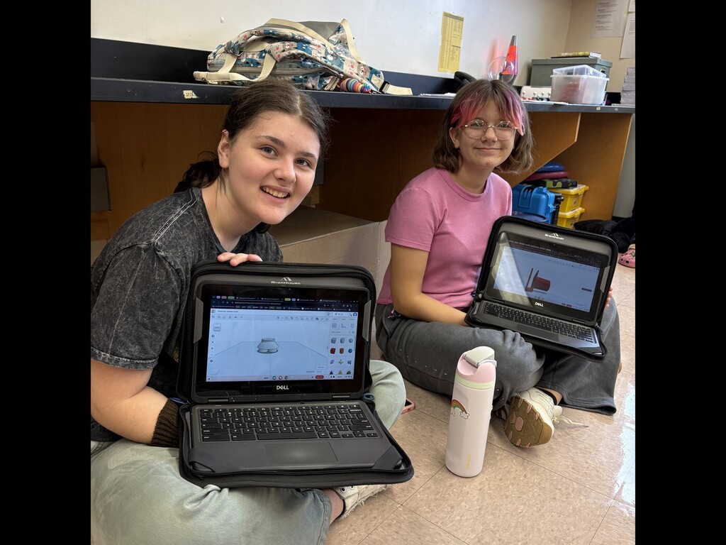 The 3D Printing Club, led by Ms. Sciarappa, was one of the clubs offered to students this month at Cohen. Students in the club have been working on a philanthropic school-based project for the past month. Students used the engineer and design process to generate a useful object they can give to one of their teachers. #WeAreBangor