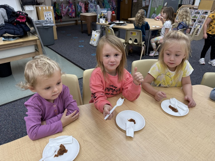 Our apple sauce is yummy!
