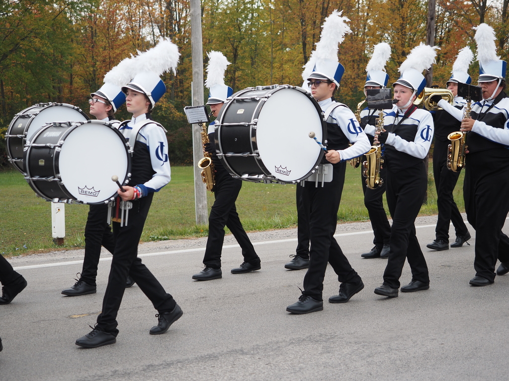 marching band performers