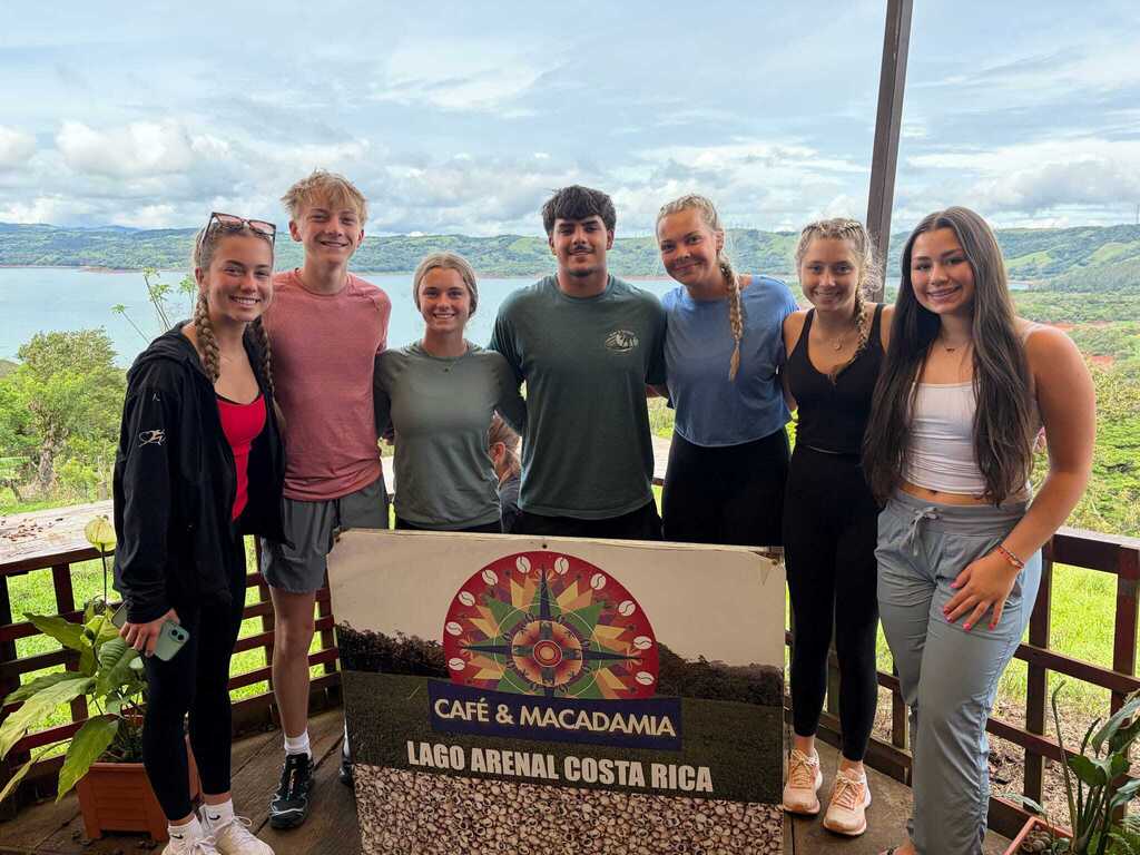 students in Costa Rica