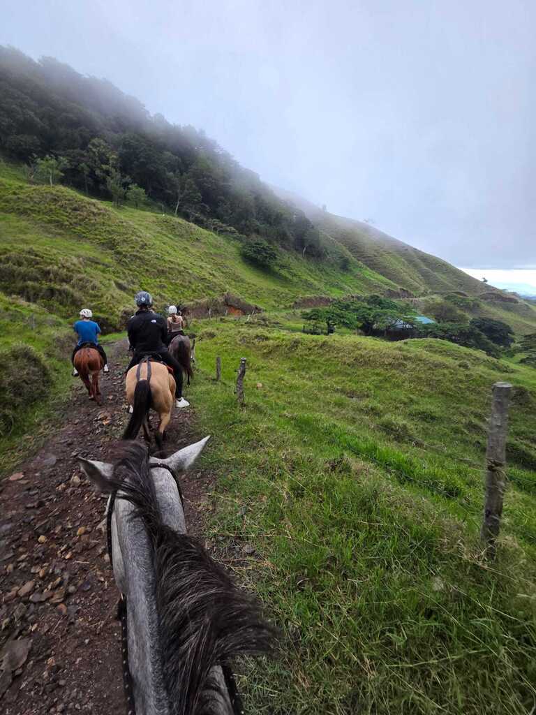 students in Costa Rica