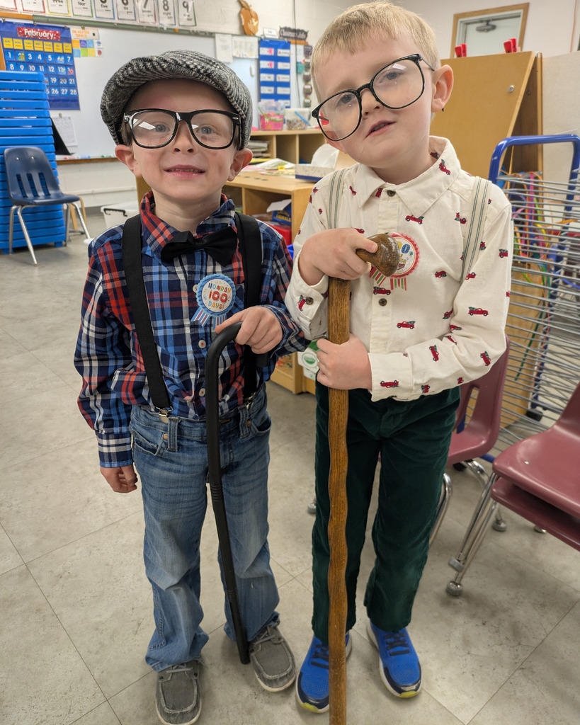 2 students dressed as 100 year olds