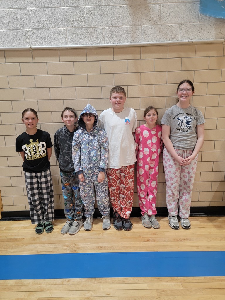 Students wearing Pajamas 