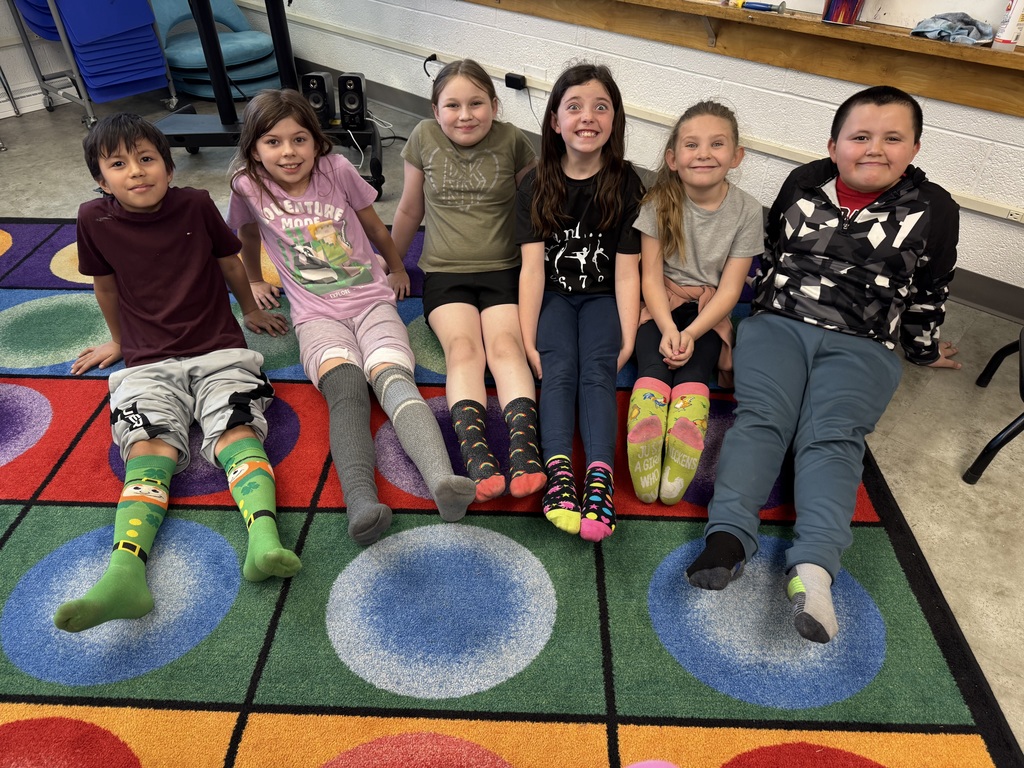 Students wearing mismatched socks