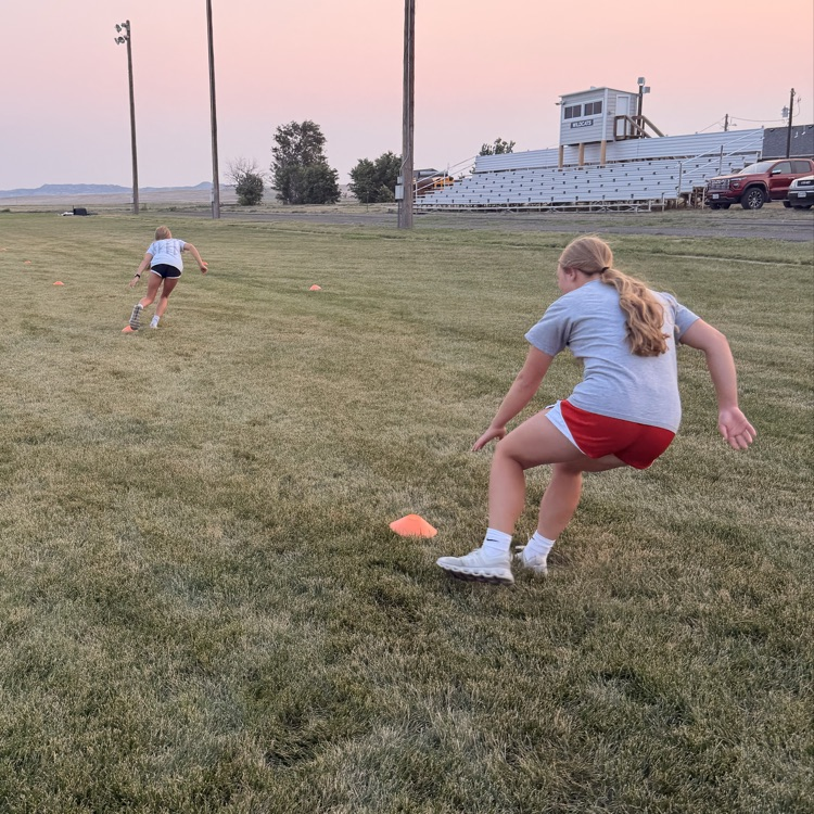girls conditioning for volleyball