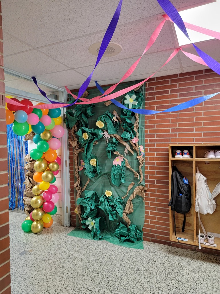 Homecoming Decorating