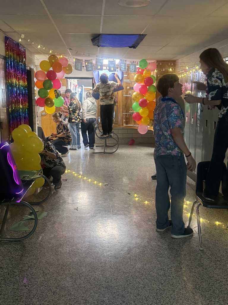 Homecoming Decorating