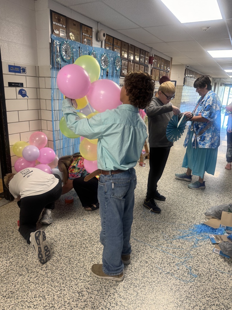 Homecoming Decorating
