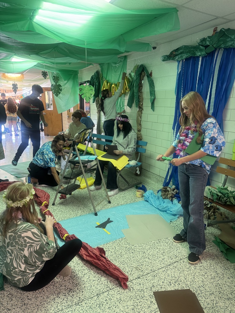 Homecoming Decorating