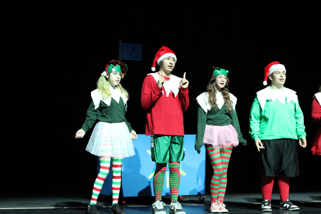 🎭✨ The Banning HS Holiday Show recently presented: "The Elf on a Shelf Must DIE" - A resounding success! Kudos to our talented students for their outstanding performance in this fantastic comedy show! 👏🌟 Bravo to everyone involved! #BanningUSD 🎉🎄
