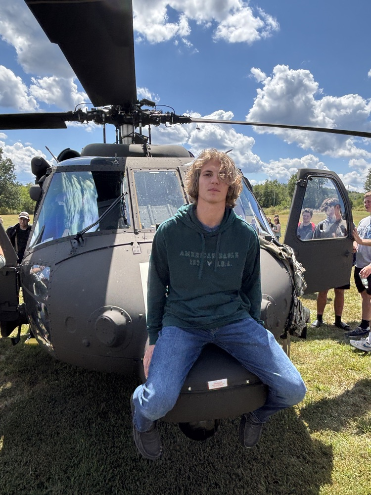 students black Hawk helicopter