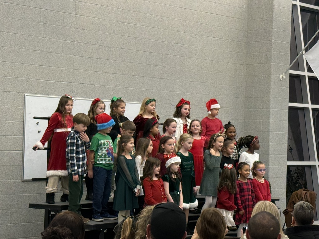 Image of the 2nd grade chorus.