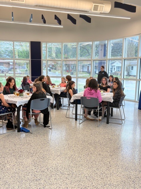 5th Grade Leadership Fine Dining