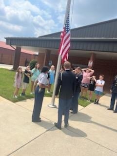 🇺🇸Thank you to Officer Hornback and his Seniors who helped train our new Safety Patrol members for duty!🇺🇸