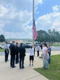 🇺🇸Thank you to Officer Hornback and his Seniors who helped train our new Safety Patrol members for duty!🇺🇸
