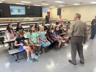 🚍 Bus rules are important to ensuring a safe ride to and from school each day.  Thanks to our transportation department for helping to equip our preschoolers and kindergarteners with this knowledge!  💙⭐️💙