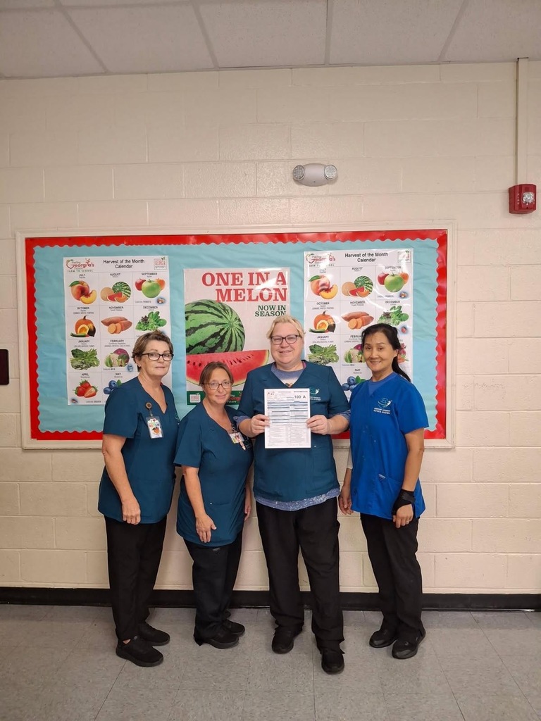 🍴Congratulations to our Cafe Crew!!! They scored a perfect 100 on their health inspection today!! Nothing but the best at HCES!! 💙💛