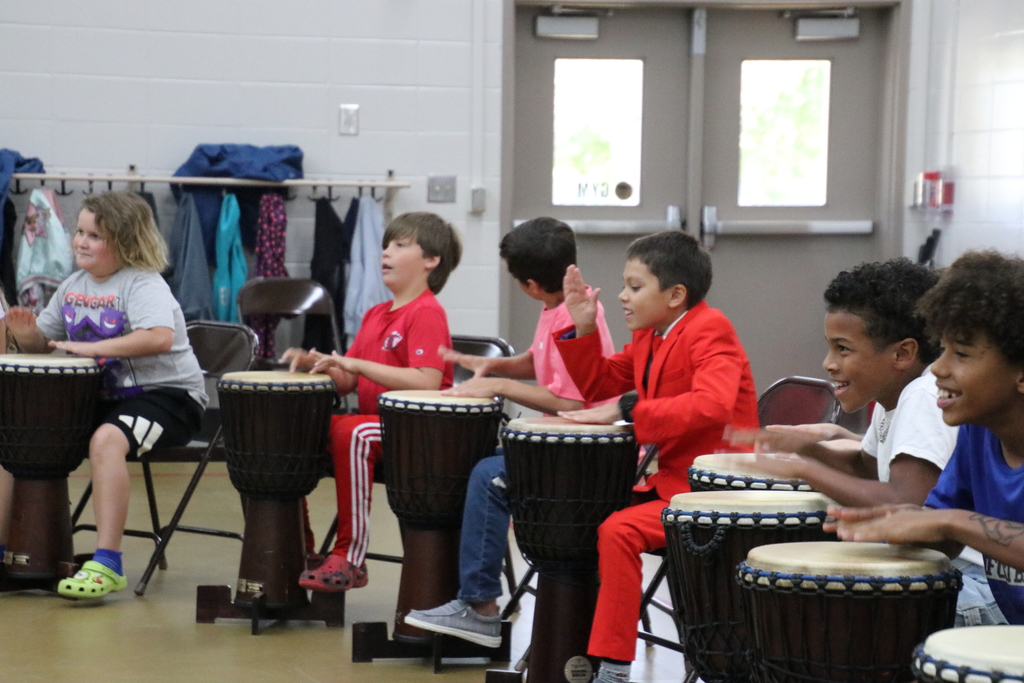 Drumming Up Character!    This past Tuesday, our students enjoyed School Drum Day!  Mr. Steve at Dancing Drum led our students through rhythms and songs about fairness, responsibility, teamwork, and caring for others.    It was truly a "drum"-atic event with fun had by all!  To contribute to the Dancing Drum Program and support future musical events at our school, please visit the School Window payment platform our website and scroll within the MUSIC/CHORUS category.
