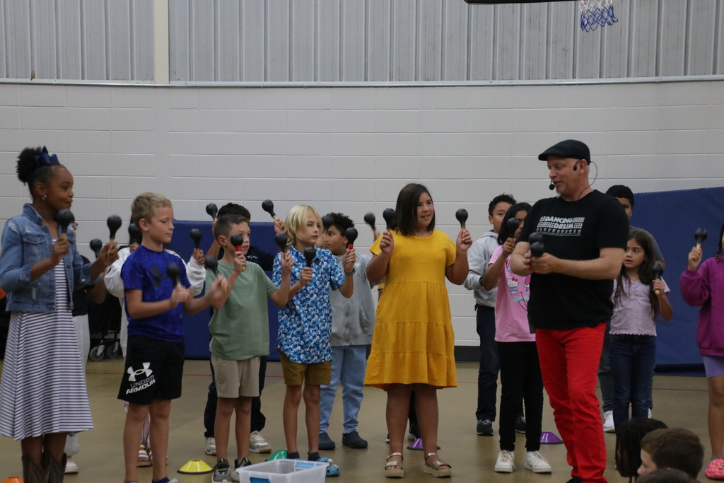 Drumming Up Character!    This past Tuesday, our students enjoyed School Drum Day!  Mr. Steve at Dancing Drum led our students through rhythms and songs about fairness, responsibility, teamwork, and caring for others.    It was truly a "drum"-atic event with fun had by all!  To contribute to the Dancing Drum Program and support future musical events at our school, please visit the School Window payment platform our website and scroll within the MUSIC/CHORUS category.