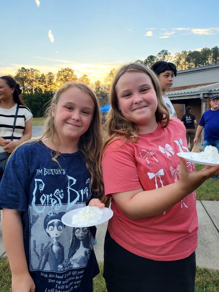 🍂🎉 Thank You, WES Families and Community! 🎉🍂  What an amazing turnout for our Fall Festival! We are so grateful to our parents, volunteers, vendors, and community partners for helping make this event such a huge success. From games and treats to laughter and smiles, it was a night full of fun for everyone! 🧡🎃