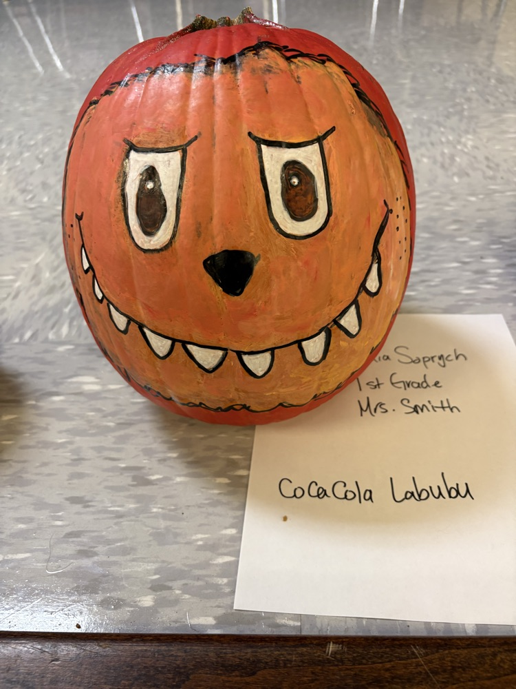 We had a great display of pumpkins for our pumpkin decorating contest! Congratulations to our winners!