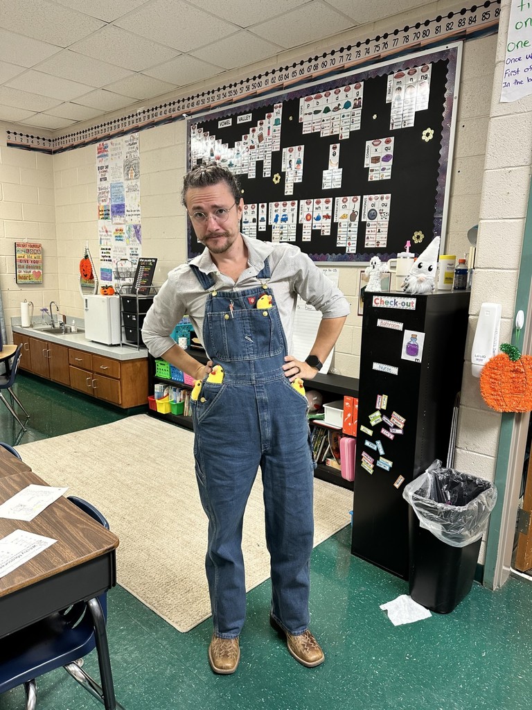 🌟 Red Ribbon Week 2025 🌟  This week, our students celebrated Red Ribbon Week with fun dress-up days that included — NEON Day, Twin Day, and Book Character Day!  To wrap up our week, our amazing Special Area Team put on a hilarious and creative performance of Goldilocks and the Three Bears! 🐻  What a great week at WES! ❤️