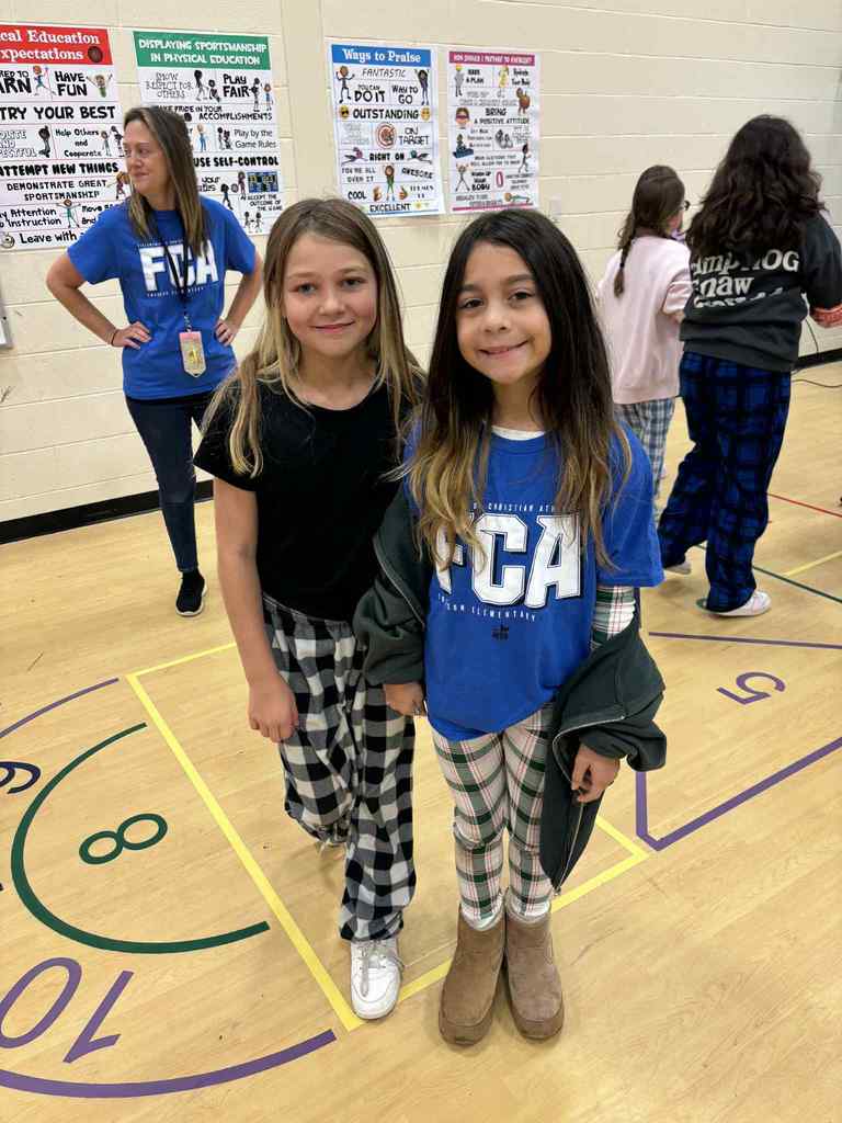 Emerson FCA had a great November huddle! We had 117 students in attendance! It was a great morning full of worship and fun activities!  Thank you to Jessica Lee for the wonderful message about our thankfulness for the GIFT of Jesus and the TRUTH He is in our lives!!! She challenged us all to invite the light of Jesus into our hearts and SHARE the light of Jesus with others!  If you want to join our FCA Huddle, bring in a signed permission slip at any time during the year! 😊 You can find permission slips in the front office!  We are looking forward to our next FCA Huddle on December 12th @ 7:15am!  #FCABartow #FCA #EmersonFCA Write to Lindsey Nasworthy