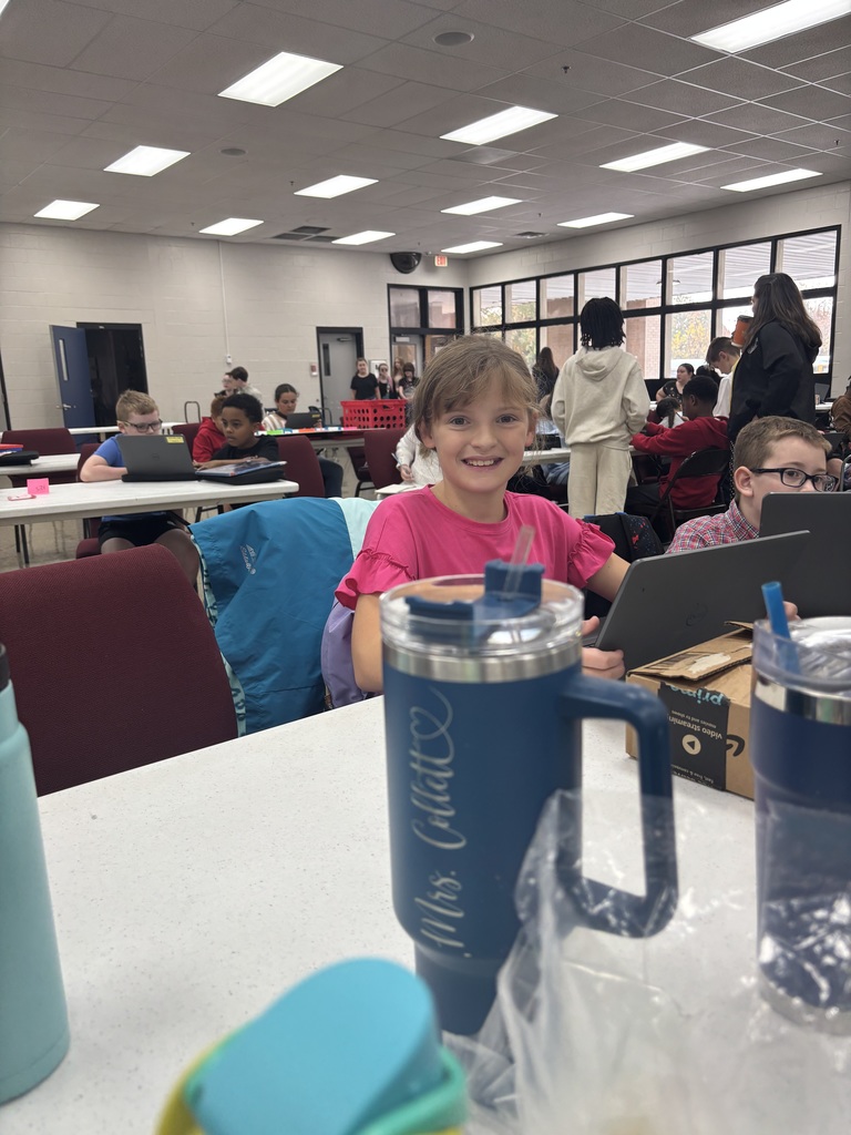 Eleven of our 3rd-4th grade students are representing HCES at the Bartow County Trchnology Competition. The are showing that KNIGHTS are Responsible, Respectful, and Ready to Learn.