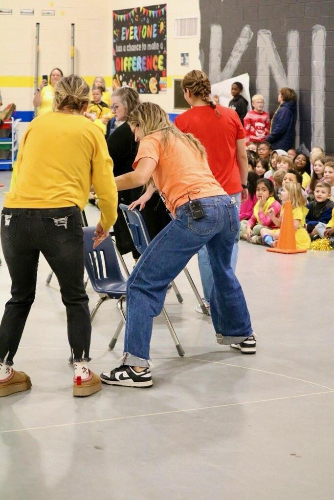 ❤️🧡💛💚🎅❤️🧡💛💚Today we had our Kingdom Pep Rally and this time the teachers joined in on all the reindeer games!❤️🧡💛💚🎅❤️🧡💛💚  CONGRATULATIONS to the 💛💛YELLOW💛💛 👑 Kingdom👑 for being the overall winner for this 9 week period!!!