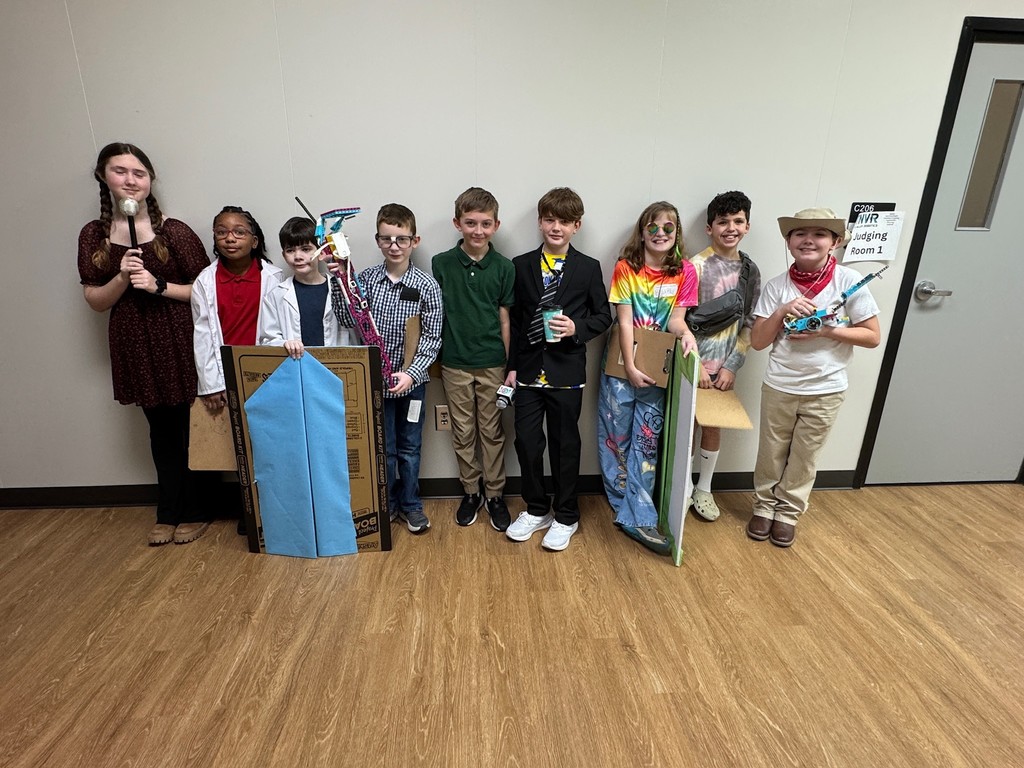 HCES is proud of our Robo-Knights who competed today at the Chattanooga Region Lego Robotics Qualifier. They represented Hamilton Crossing with excellence, demonstrating what it means to be Respectful, Responsible, and Ready to Learn. Thank you to all the parents and teachers who came out to support our team.