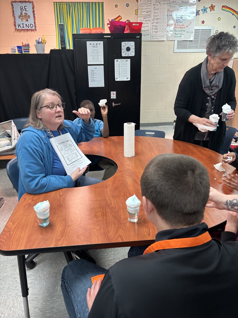 Our students enjoyed showing off their STEM skills during our STEM Showcase yesterday! Students amazed our visitors with their critical thinking skills. Thank you to all of our visitors!