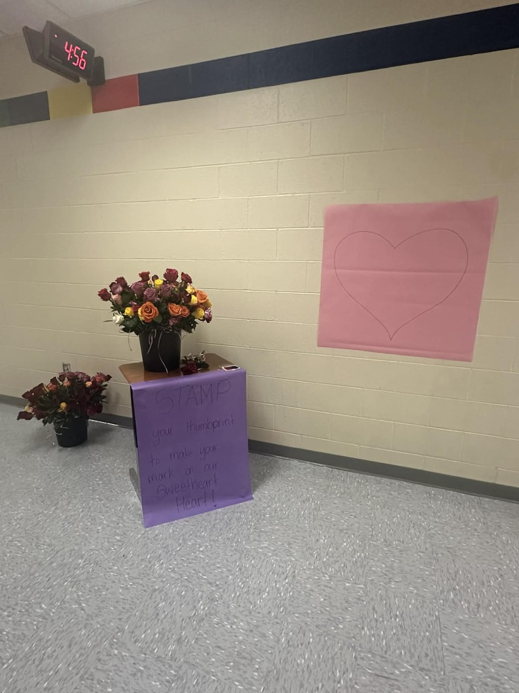 The 🩷Sweetheart Dance🩷 was a blast! We enjoyed seeing everyone and their loved ones bust a move on the dance floor! Thank you to the PTCO and all those who made it happen! 📸Drop your pictures below! We’d love to see your memories!💕