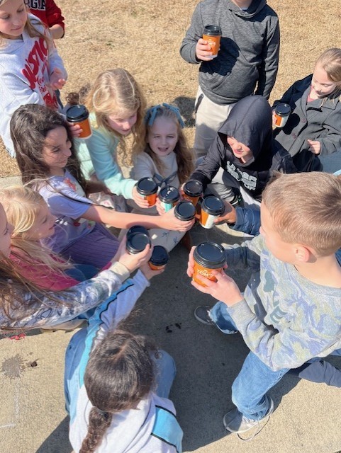 🌟💙 White Elementary Shows Up for Our Community! 💙🌟 A huge THANK YOU to our amazing White Elementary families for supporting our Dollar Days fundraiser! Because of your generosity, we are proud to help support Mrs. Lindsay Perry, principal of Hamilton Crossing Elementary, and her husband, Taylor, as they participate in Cartersville Dances with the Stars. All funds raised will benefit two incredible organizations — Backpack Buddies and Good Neighbor Homeless Shelter — making a real difference for families in our community. We love seeing our school come together to support others. Thank you for your kindness, generosity, and community spirit! 💫