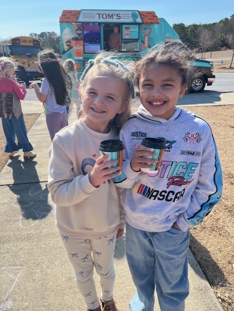 🌟💙 White Elementary Shows Up for Our Community! 💙🌟 A huge THANK YOU to our amazing White Elementary families for supporting our Dollar Days fundraiser! Because of your generosity, we are proud to help support Mrs. Lindsay Perry, principal of Hamilton Crossing Elementary, and her husband, Taylor, as they participate in Cartersville Dances with the Stars. All funds raised will benefit two incredible organizations — Backpack Buddies and Good Neighbor Homeless Shelter — making a real difference for families in our community. We love seeing our school come together to support others. Thank you for your kindness, generosity, and community spirit! 💫