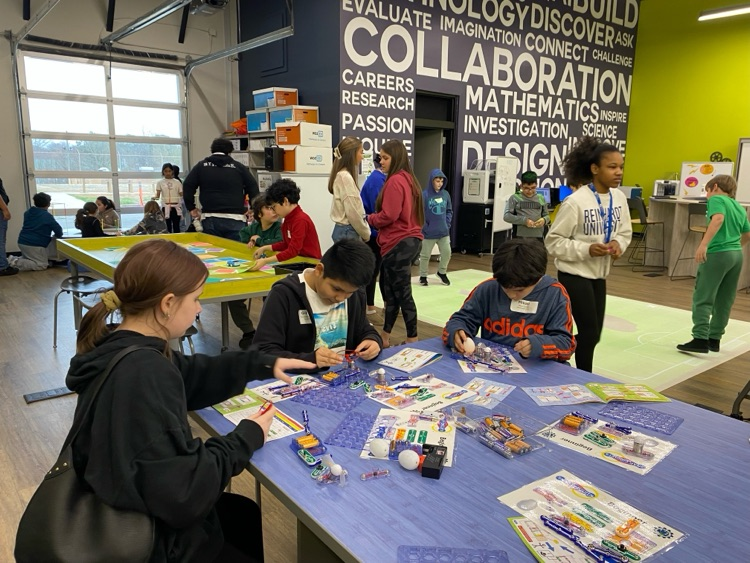 Fourth grade had a great time on their field trip to the BCCCA STEM lab!